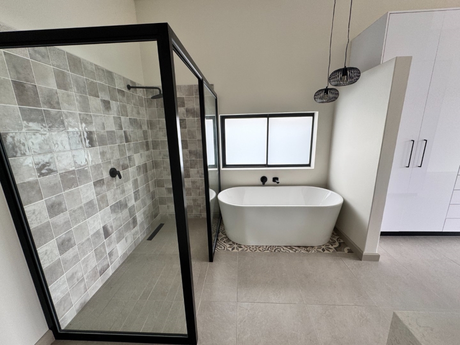 3 Bedroom Property for Sale in Helderzicht Eco Estate North West